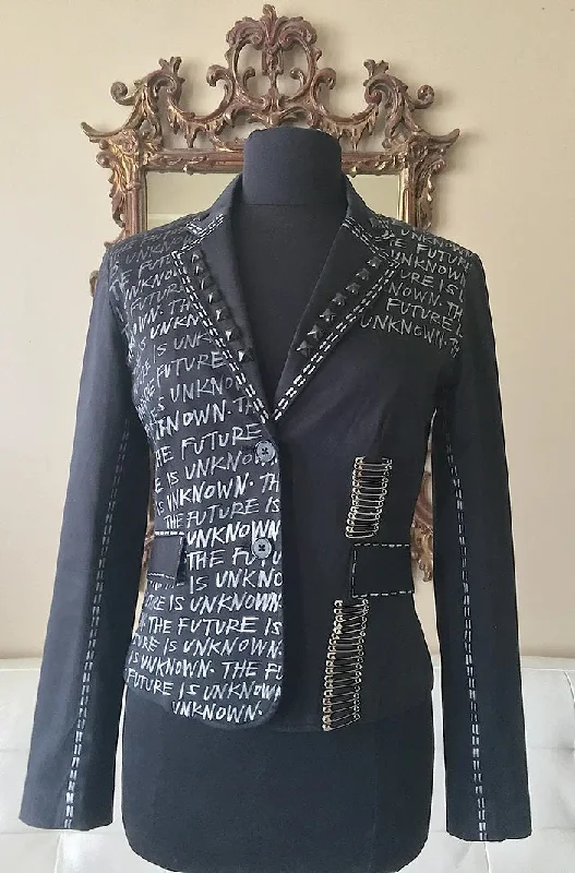 THE FUTURE IS UNKNOWN, Size 4 Womens Suit Jacket