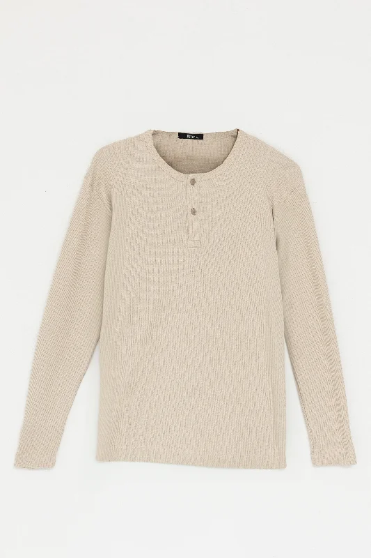 Waffle-knit Henley in Cream